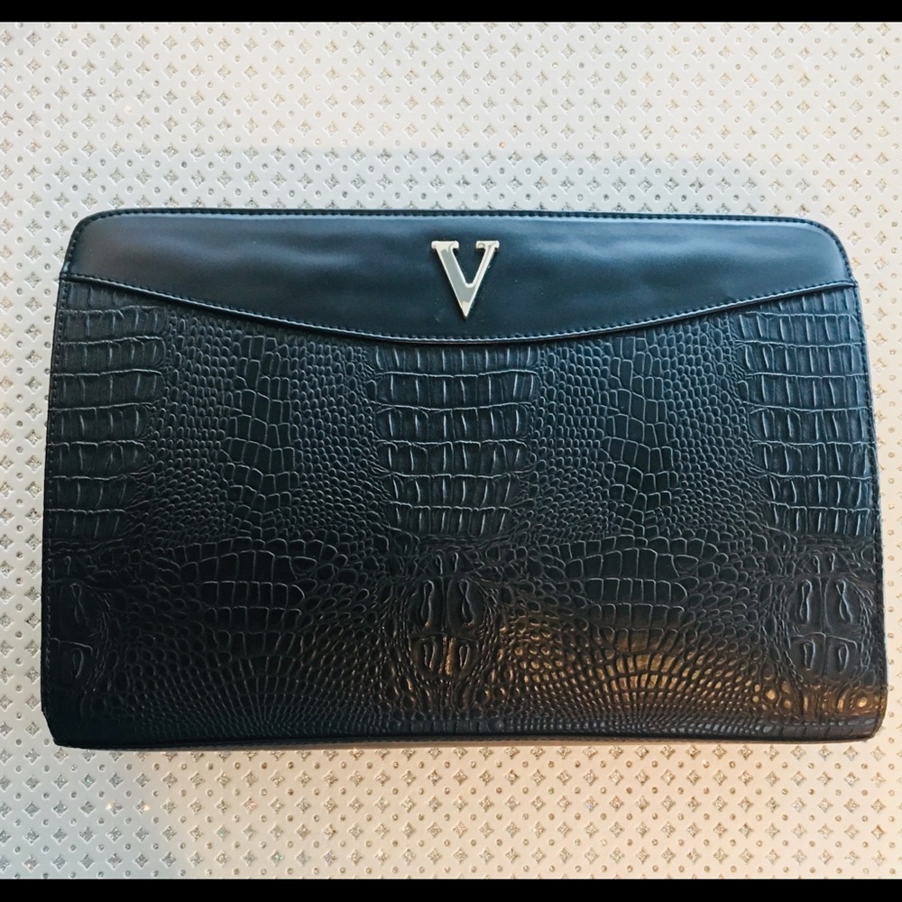 Valentino clutch